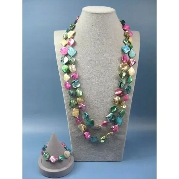 30" Stunning Multi Color Shell Necklace & Bracelet Set Mother of Pearl - Picture 1 of 3